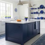 25 Fresh White Kitchen Blue Mixes That Add Calm