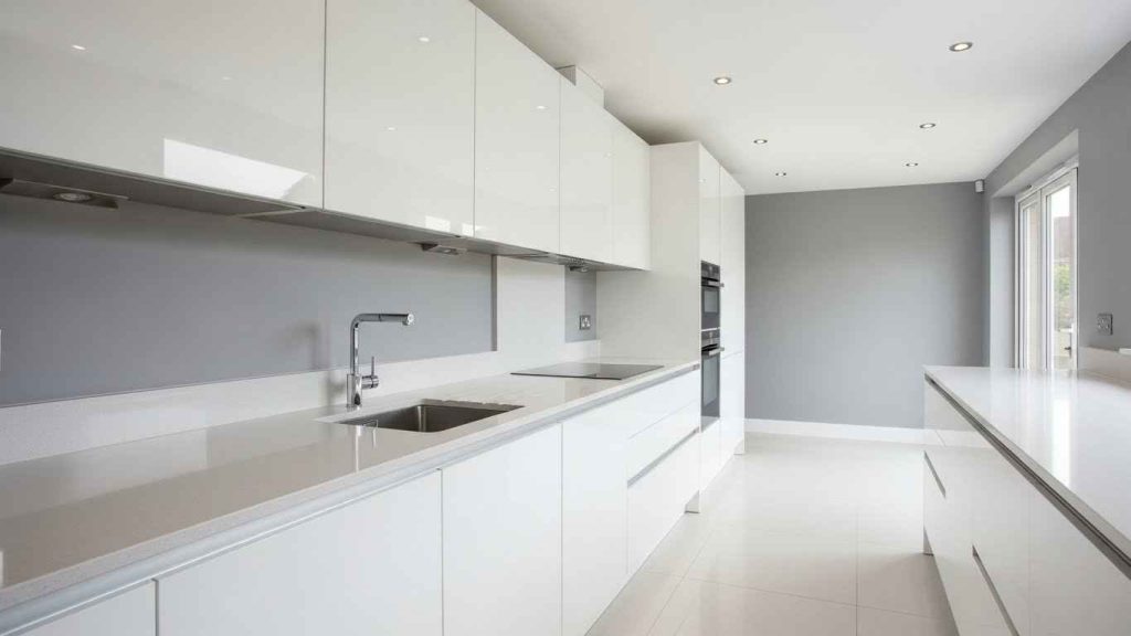 Glossy White in a Minimalist Kitchen
