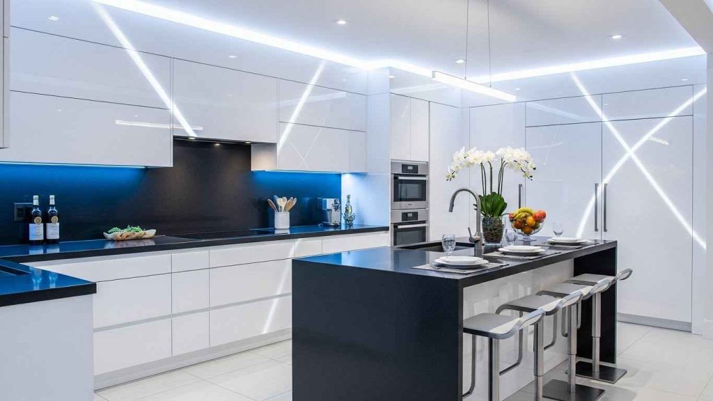 Sleek High-Gloss Statement